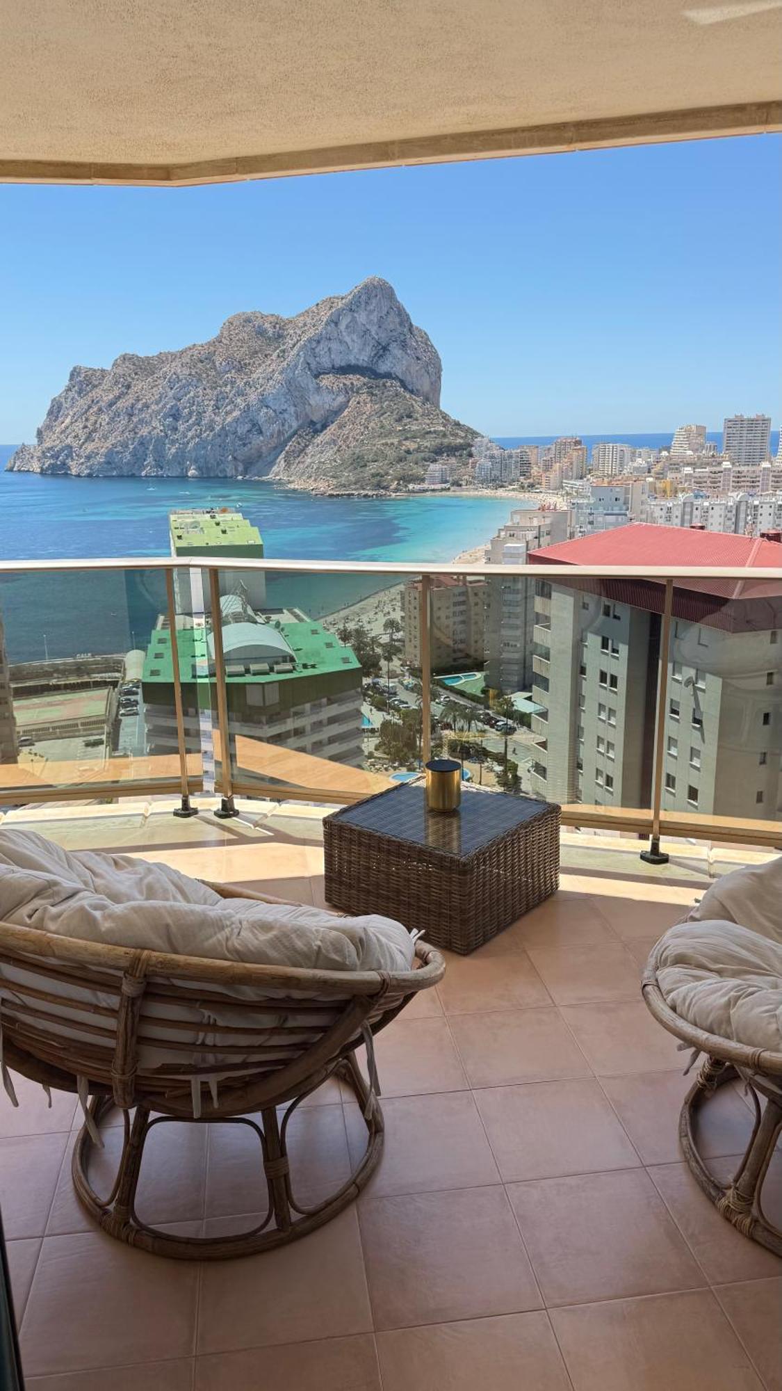 Esmeralda Suites Sunrise Con Piscina カルプ エクステリア 写真